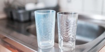 Bardağı durulayanlar yandı: Bardağı yıkamanın doğru tekniği