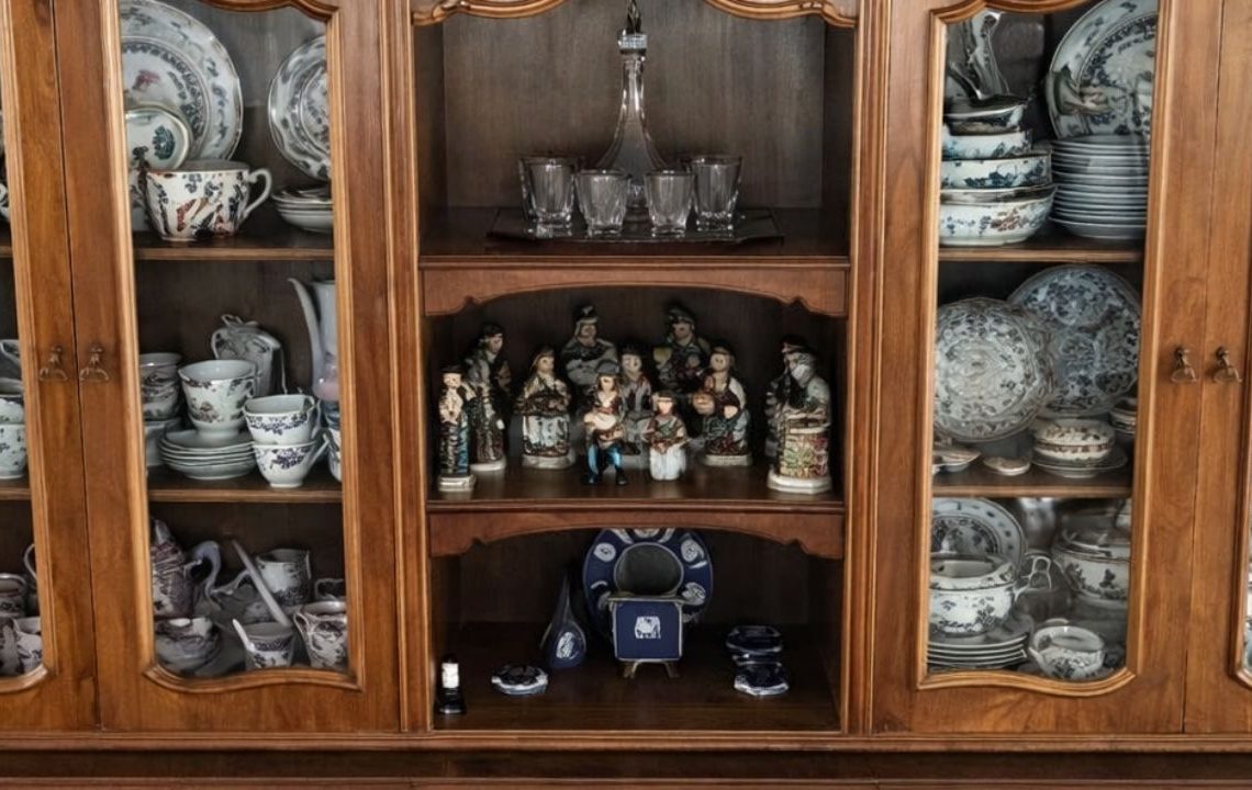 Evinizde varsa dikkat: Yoksulluğa neden olan eşyalar