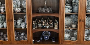 Evinizde varsa dikkat: Yoksulluğa neden olan eşyalar