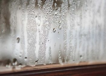 Pencerelerde yapılacak tek adım ısıtma masrafını yarı yarıya indiriyor