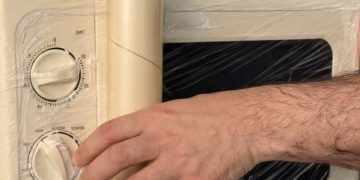 Sararan beyaz eşyaları gözle görülür şekilde açan doğal karışım