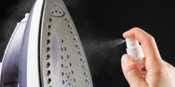 Ütü tabanındaki kireci söküp atan basit yöntem